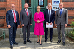 Bernhard Kluttig, BGR-Präsident Prof. Dr. Ralph Watzel, Parlamentarische Staatssekretärin Dr. Franziska Brantner, Dr. Peer Hoth, BGR-Vizepräsident Dr. Volker Steinbach (Foto v. li.).